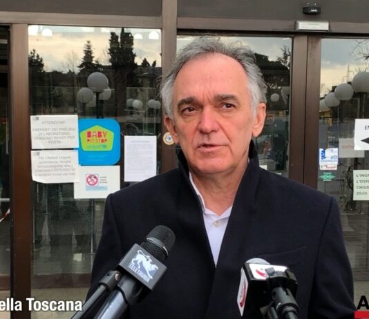 Coronavirus, firmata l’ordinanza sui tamponi gratuiti nei porti e nelle stazioni