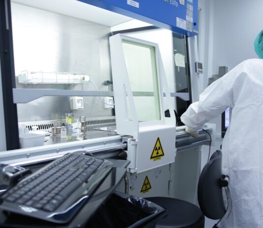 Coronavirus, dal 18 ottobre i tamponi si prenotano online