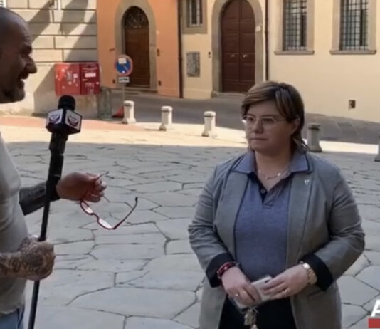 Tanti risponde a D’Urso: “Ospedali da campo, dalla Asl risposta irricevibile. Assumete personale e date risposte sanitarie”