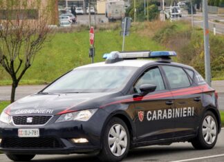 Colti con le mani nel sacco dai carabinieri: arrestati due ladri di rame