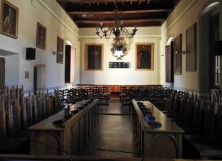 La tesi di laurea si discute nella Sala del Consiglio comunale