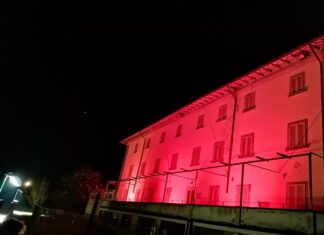 Civitella, Giornata Internazionale per l’eliminazione della violenza contro le donne e Festa della Toscana: si illumina Villa Mazzi a testimonianza della tutela dei diritti