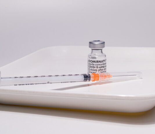 Coronavirus Toscana: 308 nuovi casi. L’età media è 38 anni, sette i decessi