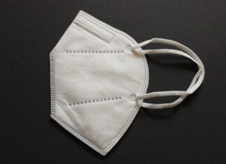 Covid, Figliuolo: “Accordo con farmacisti per mascherine Ffp2 a 0,75 euro”