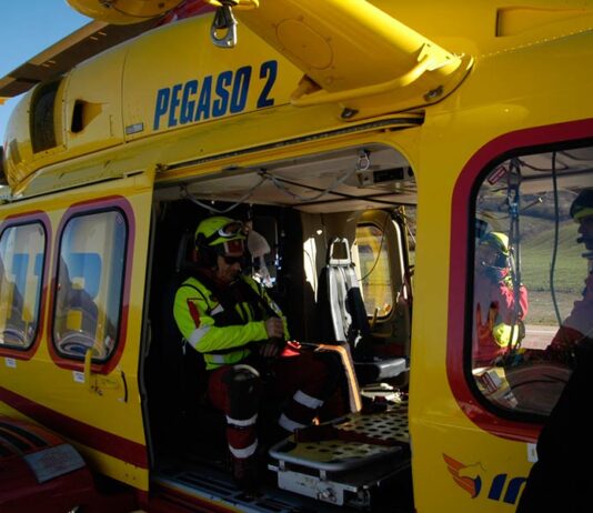 Prende fuoco la cucina di una abitazione, 43enne in grave condizioni a Careggi
