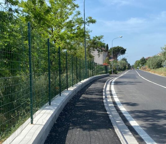 Foiano della Chiana: pronto il nuovo marciapiede in via della Repubblica