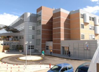 Impegno del Calcit Valdichiana per l’ospedale della Fratta: arriva un nuovo ecografo portatile