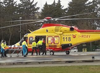 Scontro auto scooter donna soccorsa con il Pegaso