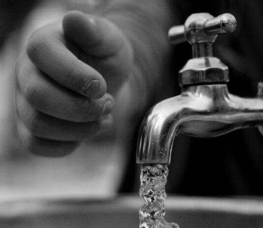 Razionalizzazione del consumo di acqua potabile e divieto di uso improprio: ordinanza del sindaco di Civitella