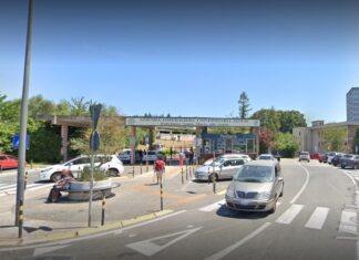 Donna investita, trasportata in codice rosso