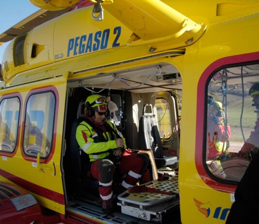 Prende fuoco un’abitazione a Monte San Savino, la persona ferita a rifiutato il ricovero