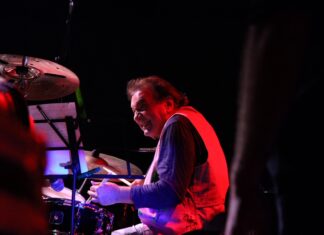 Successo per il concerto di Tullio De Piscopo, stasera il Premio Cortonantiquaria