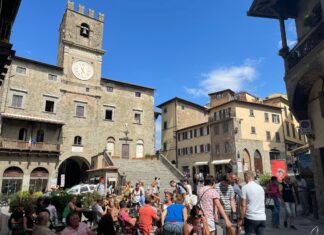 Cortona, uffici comunali chiusi a Ferragosto