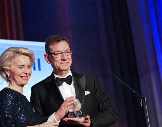 Ursula von der Leyen: “abbiamo strumenti se in Italia si va verso direzione difficile”