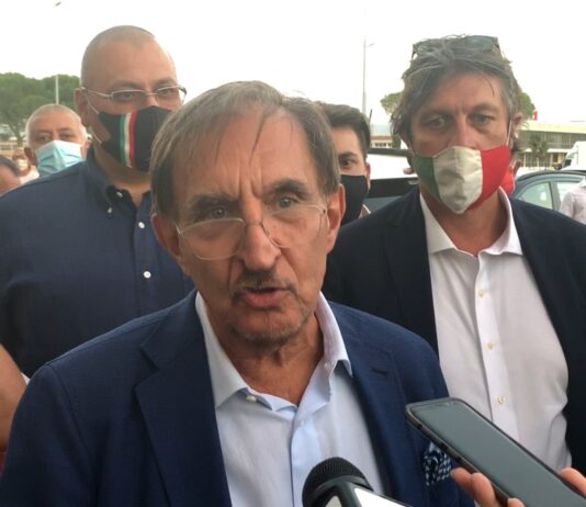 La Russa eletto presidente del Senato ma senza i voti di Forza Italia: centrodestra spaccato