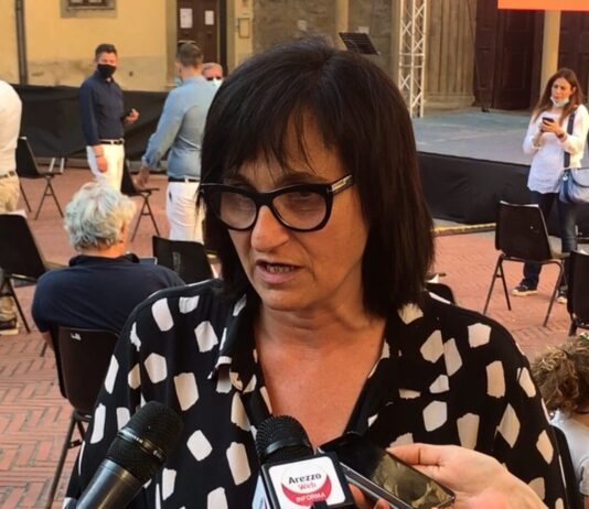 Arezzo, De Robertis (PD): “Agevolazioni per nuove imprese di donne e giovani previste nella nuova programmazione dei fondi comunitari. Un’interrogazione per conoscere tempi e caratteristiche del nuovo bando”