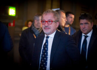 È morto Roberto Maroni, aveva 67 anni