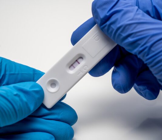 Coronavirus: in Toscana 2.228 nuovi casi e 6 decessi