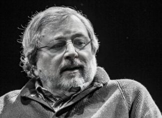 Cosa ci fa il nuovo album di Francesco Guccini nella classifica dei dischi piu’ venduti?