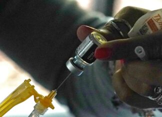 The Wall Street Journal: “le vaccinazioni ripetute potrebbero alimentare la rapida evoluzione delle varianti del virus”