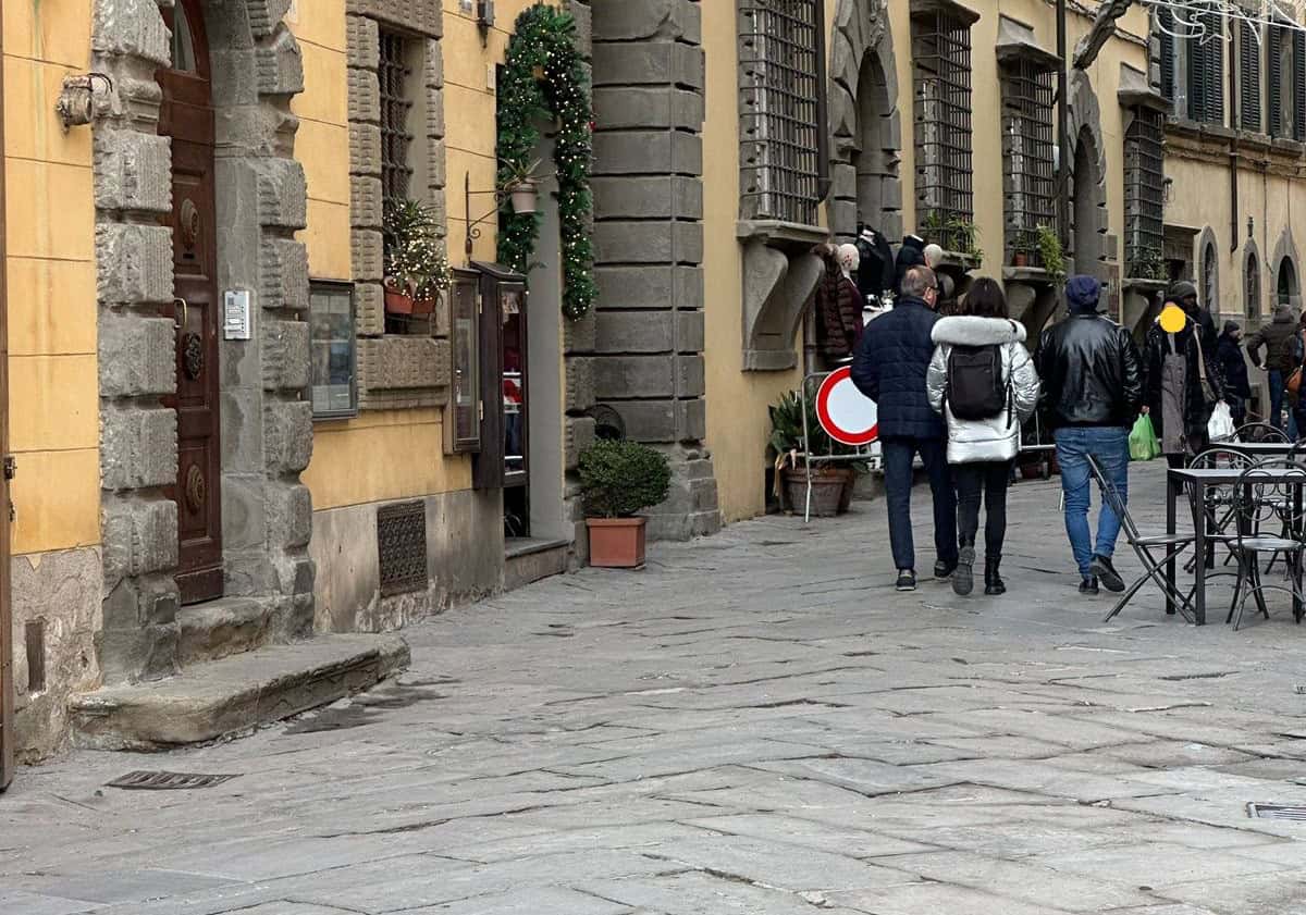 Cortona, restauro della pavimentazione di via Nazionale